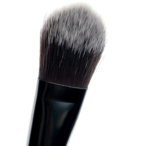 Brushworks No. 1 Foundation Brush (Bild 4 av 10)