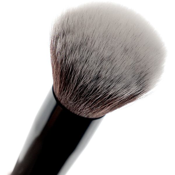 Brushworks No. 3 Multi-Tasking Brush (Bild 4 av 8)