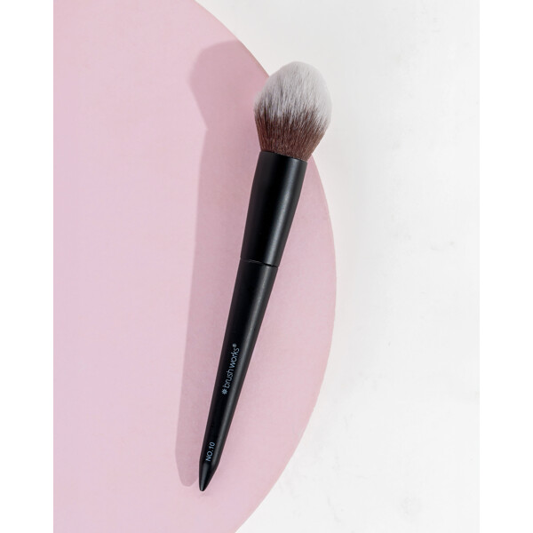 Brushworks No. 10 Bronzer Brush (Bild 5 av 8)