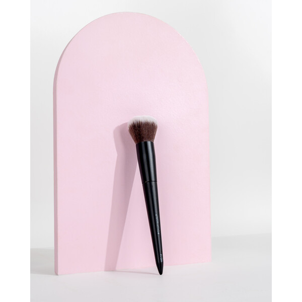 Brushworks No. 12 Blush Brush (Bild 6 av 7)