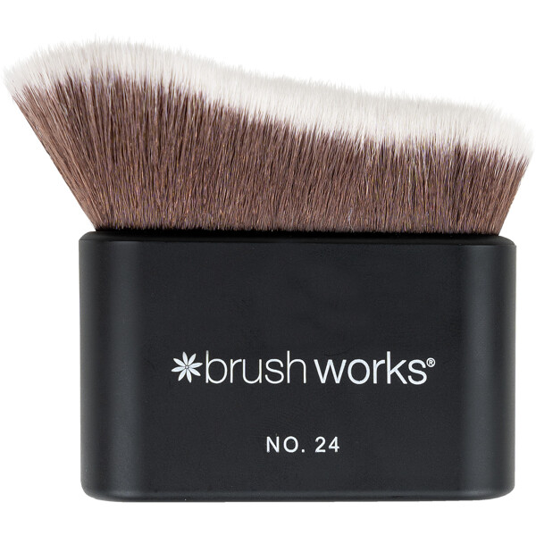 Brushworks No. 24 Blending Face & Body Brush (Bild 3 av 8)