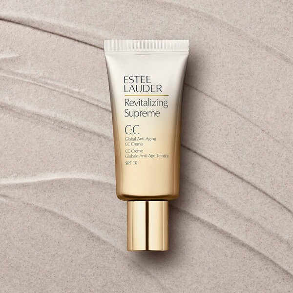 Revitalizing Supreme Anti Aging CC Creme SPF10 (Bild 3 av 4)