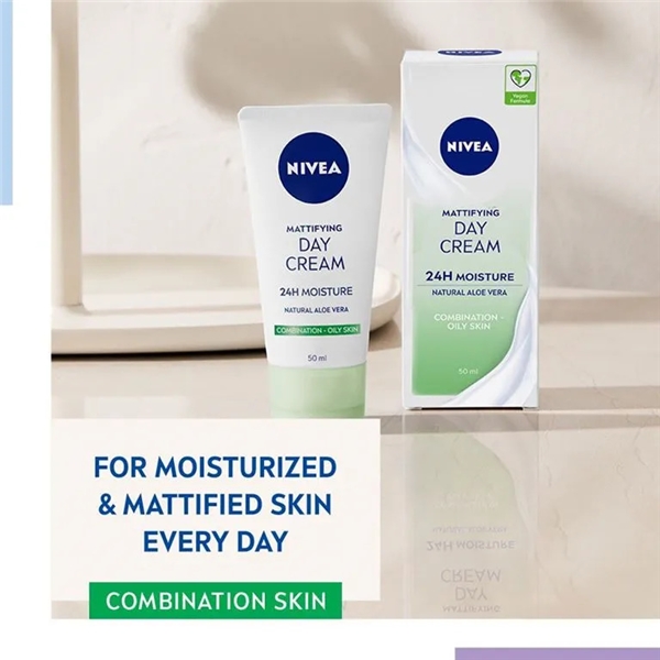 Nivea Mattifying Day Cream - Combination Skin (Bild 2 av 5)