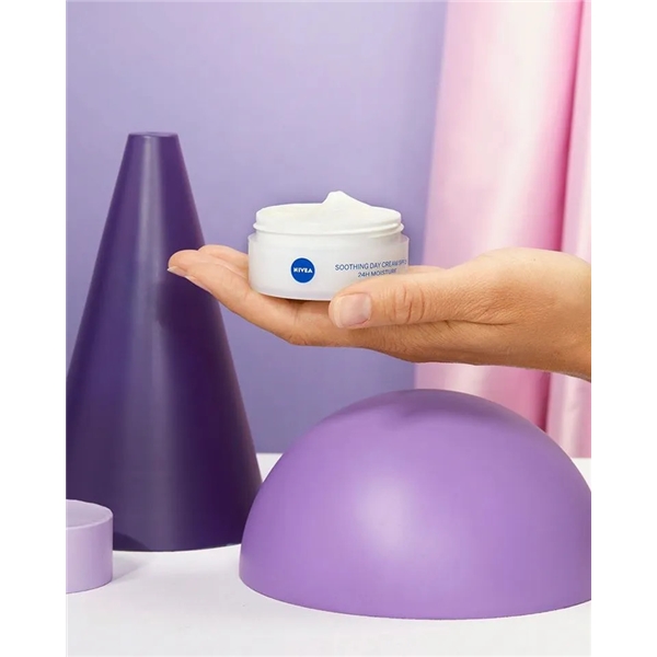 Nivea Soothing Day Cream - Sensitive Skin (Bild 5 av 6)