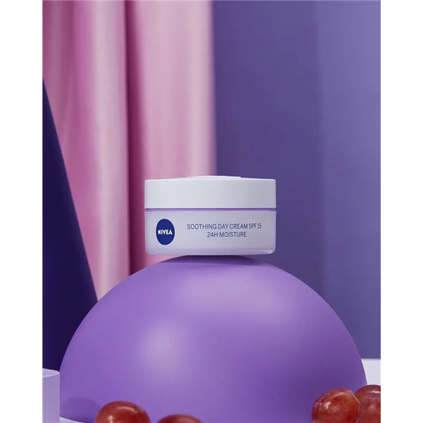 Nivea Soothing Day Cream - Sensitive Skin (Bild 6 av 6)