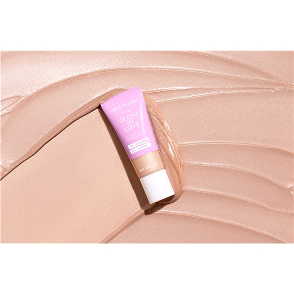 Mega Glo Glow In Love - Radiance Liquid (Bild 4 av 5)