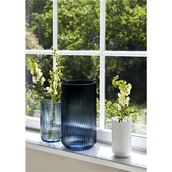 Lyngbyvasen Glas Midnight blue (Bild 2 av 2)