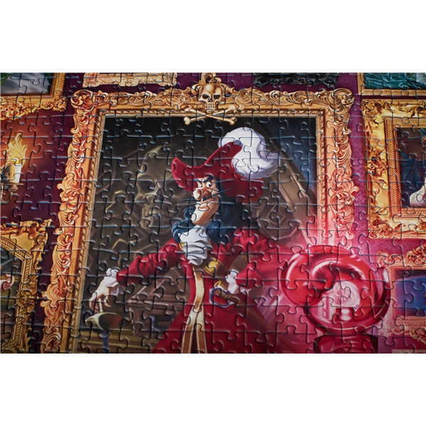 Pussel 1000 Bitar Villainous: Captain Hook (Bild 3 av 5)